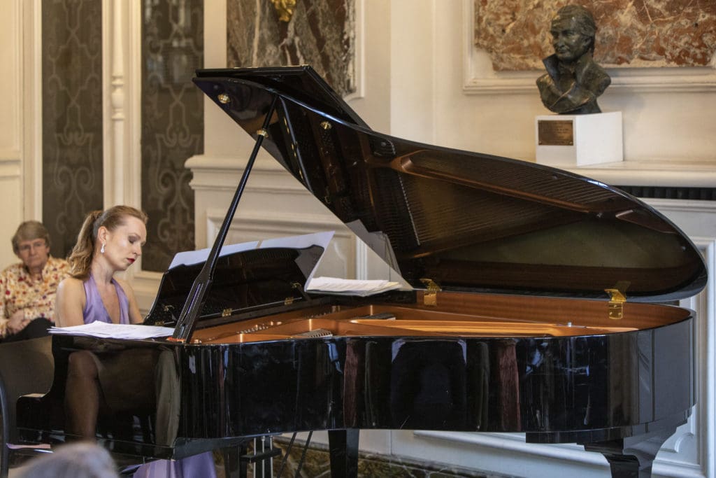 Partitions Piano à 4 Mains - Recueil Pour Duo Pianistique - Classique Et Moderne